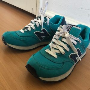 New Balance Teal 574 shoes
